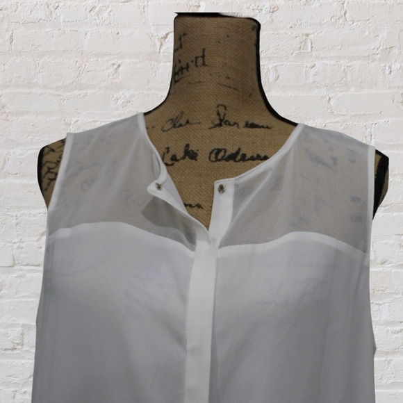 T Tahari Button Down Sleeveless Blouse - Picture 2 of 6